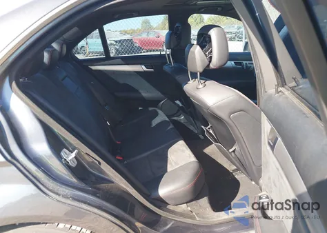 2014 Mercedes-Benz C 250 Luxury/Sport из США, поврежденный, VIN WDDGF4HB2EG230394